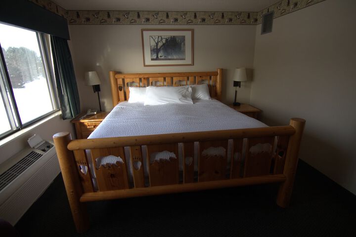 1 King Bed Second Floor (11 of 38)