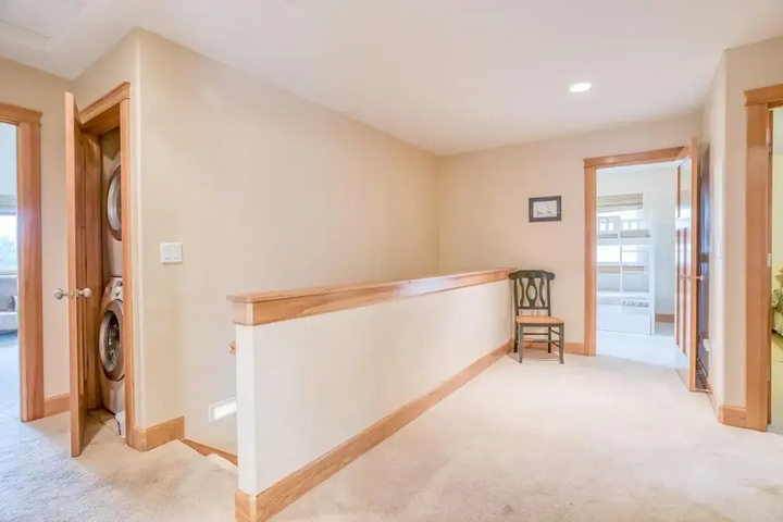 Room 4 of 23