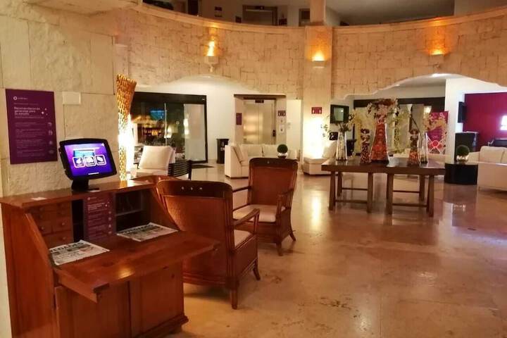 Hotel Interior 4 of 55