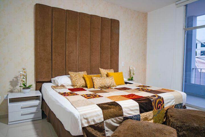 Room 16 of 36
