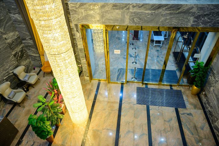 Hotel Interior 136 of 166