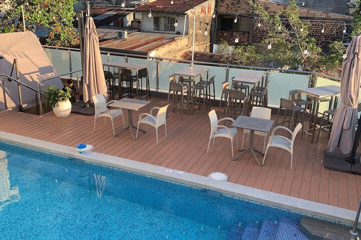 Pool 62 of 79