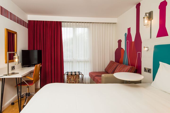 Room 20 of 82