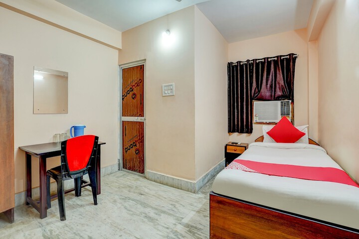 Room 17 of 29