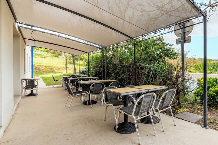 Terrace/Patio 31 of 32