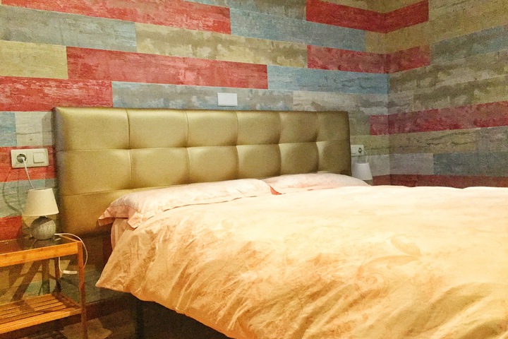 Room 11 of 35