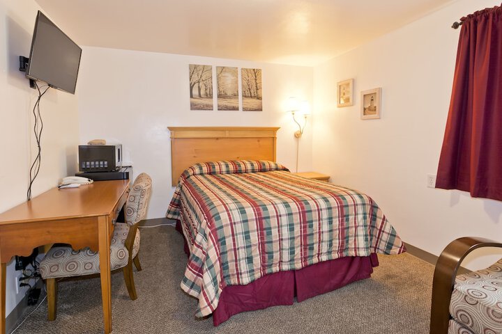 Room 33 of 51