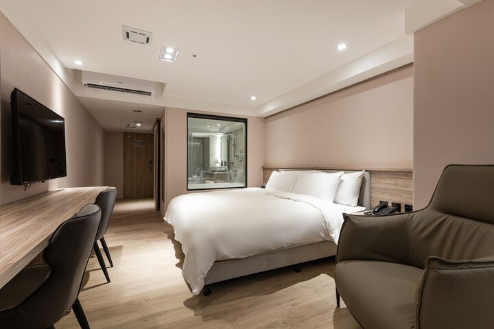 Room 69 of 145