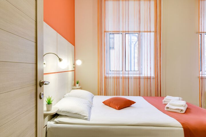 Room 15 of 95