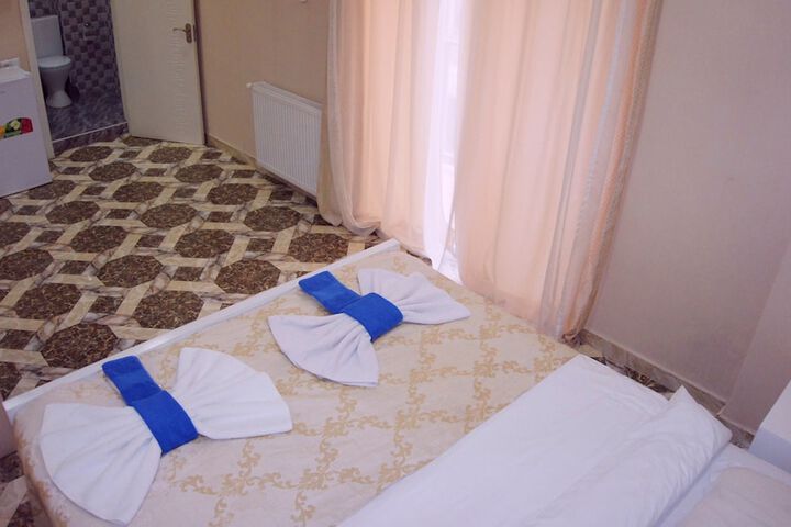Room 17 of 50