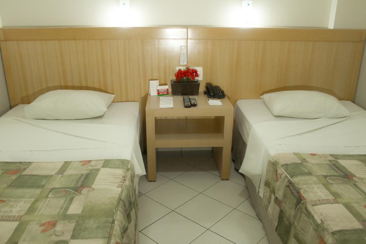 Room 19 of 93