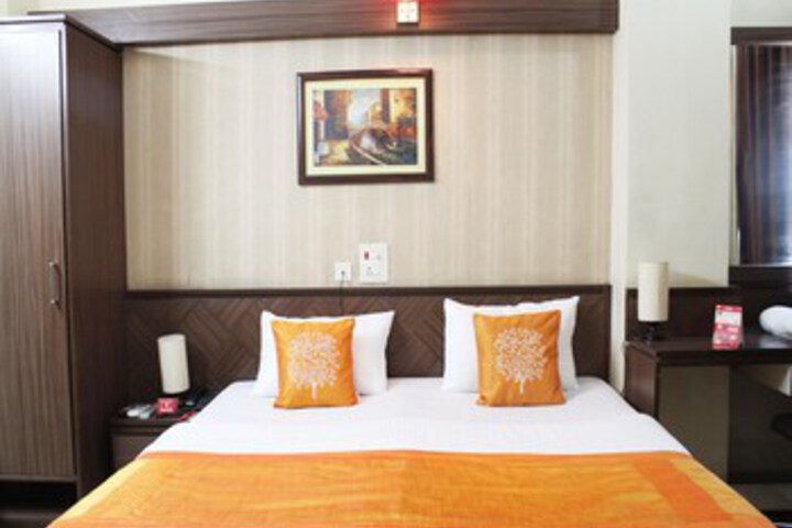 Room 17 of 20