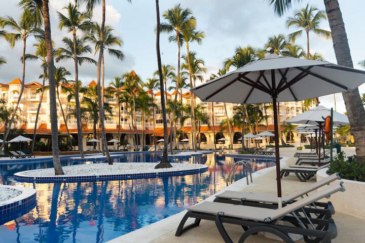 Pools & Facilities