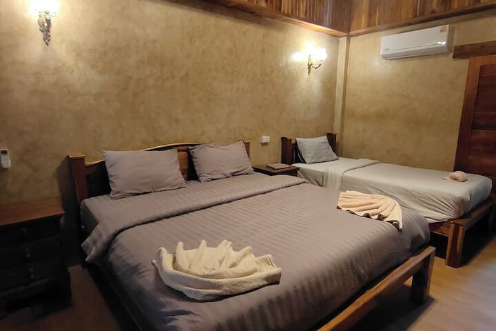 Room 14 of 53