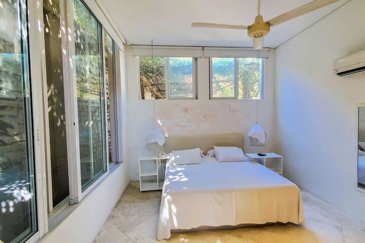 Room 20 of 64