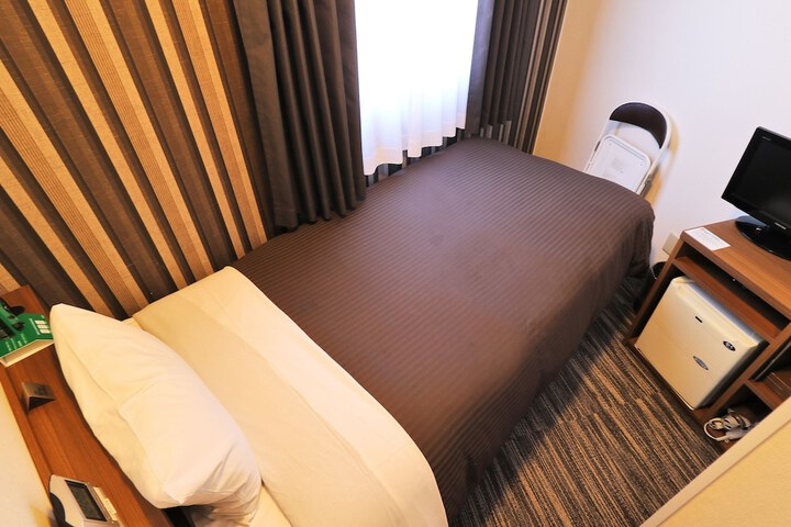 Room 13 of 112
