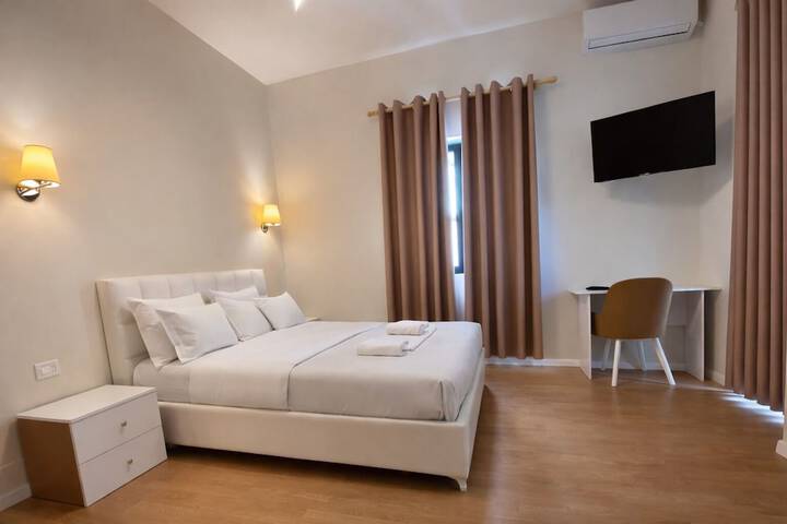 Room 10 of 55