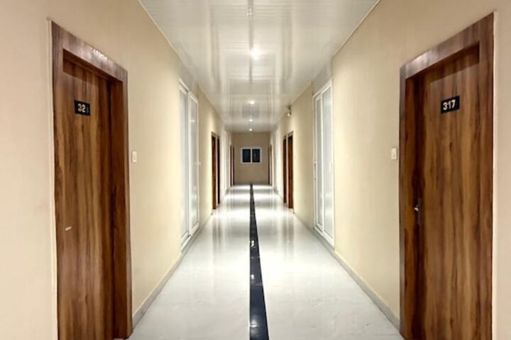 Hotel Interior 6 of 54