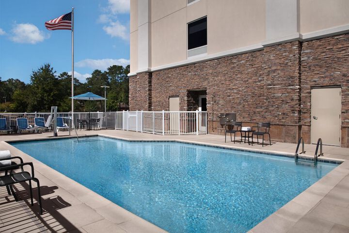 Pool 32 of 55