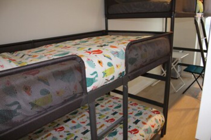 Room 4 of 12