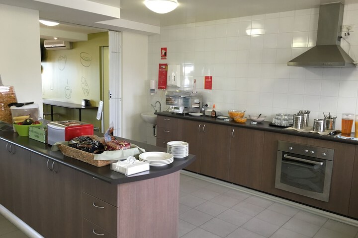 Breakfast/Coffee Service 20 of 37