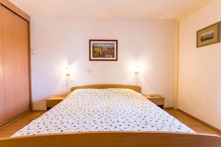 Room 20 of 36