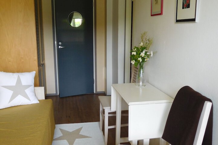 Room 16 of 70