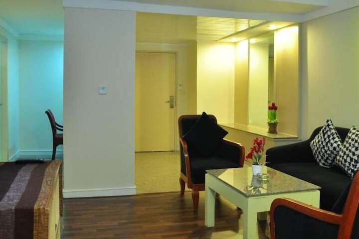 Room 43 of 73