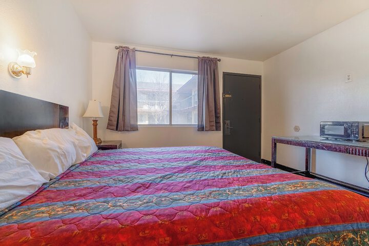 Room 46 of 120