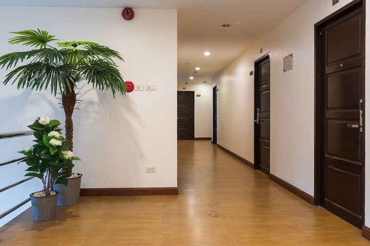 Ballroom/Hall 27 of 29
