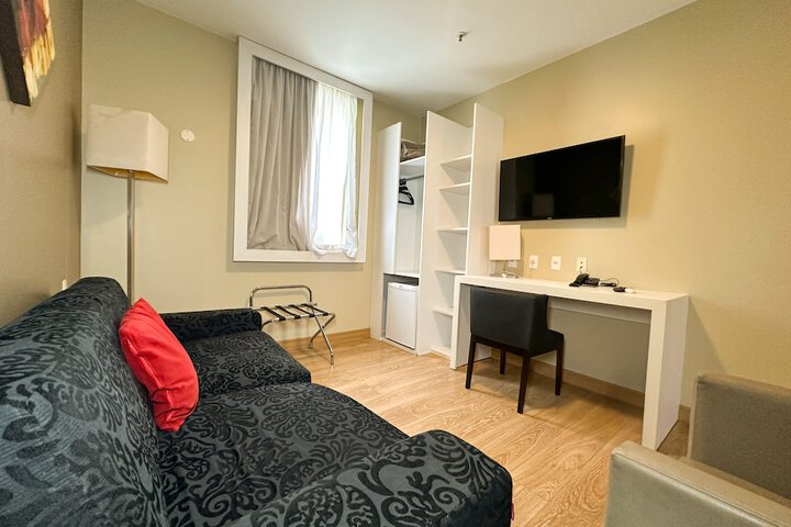 Room 22 of 69