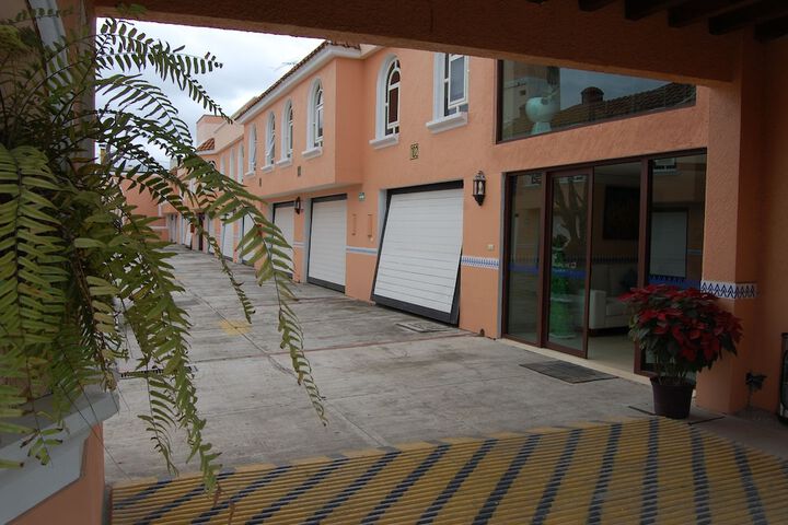 Hotel 52 of 63