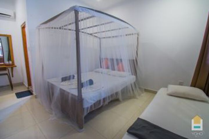 Room 22 of 25
