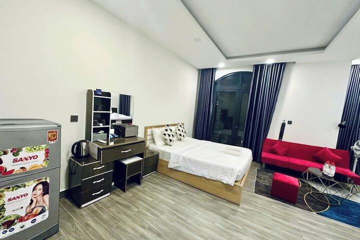 Room 13 of 27