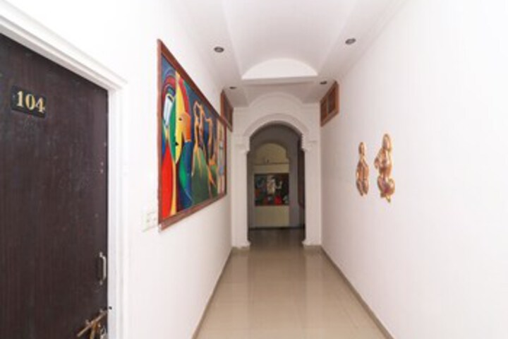 Ballroom/Hall 5 of 23