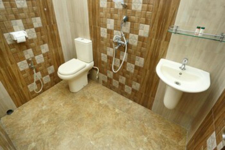 Room 3 of 25