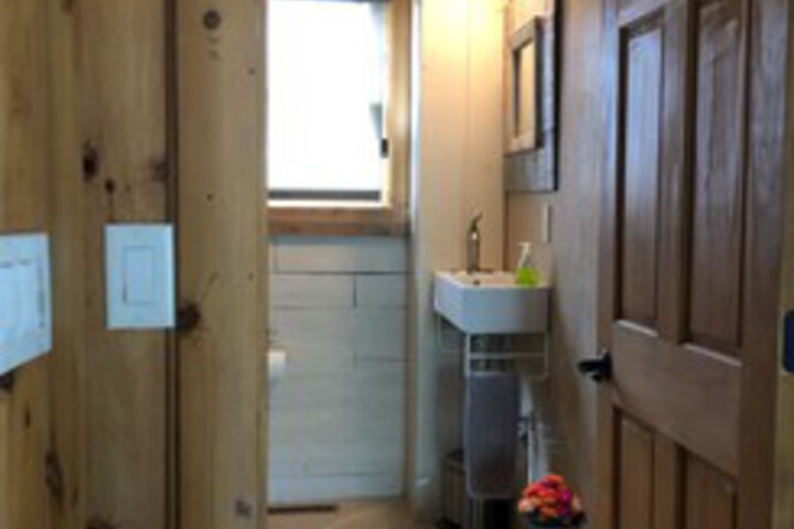 Room 4 of 46