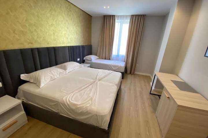 Room 47 of 73