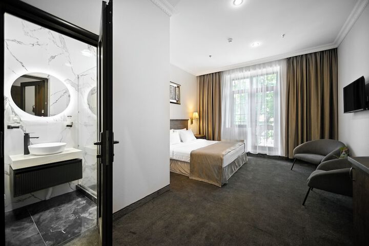 Room 59 of 77