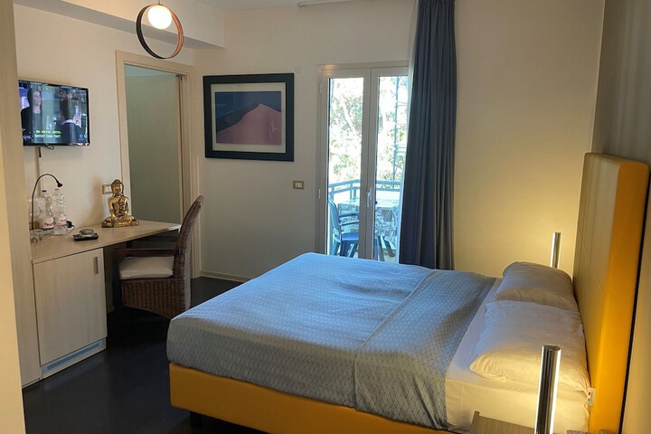 Room 12 of 45