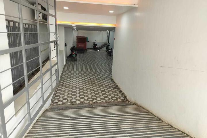 Property Grounds 30 of 32