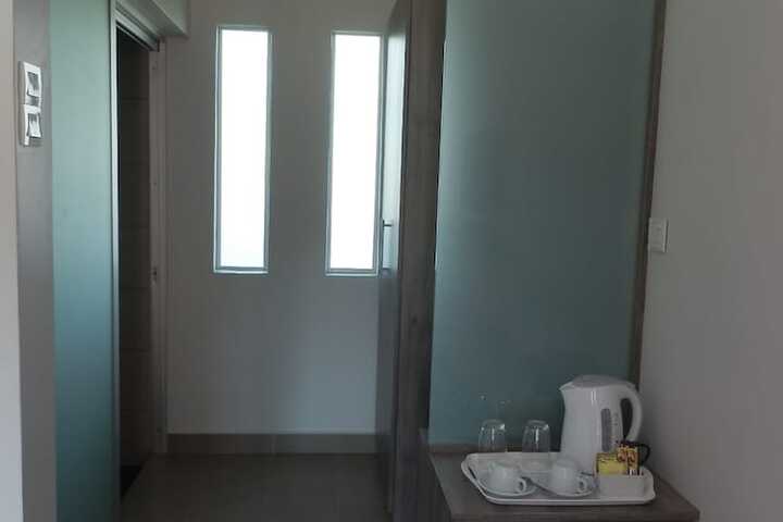 Room 6 of 39