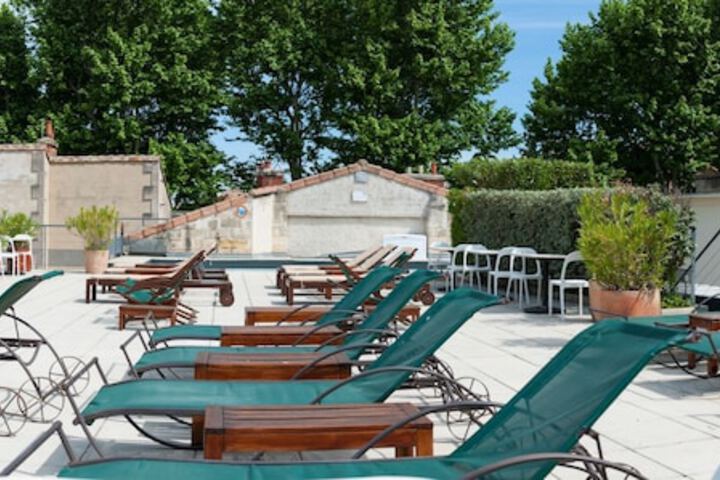 Pools & Facilities