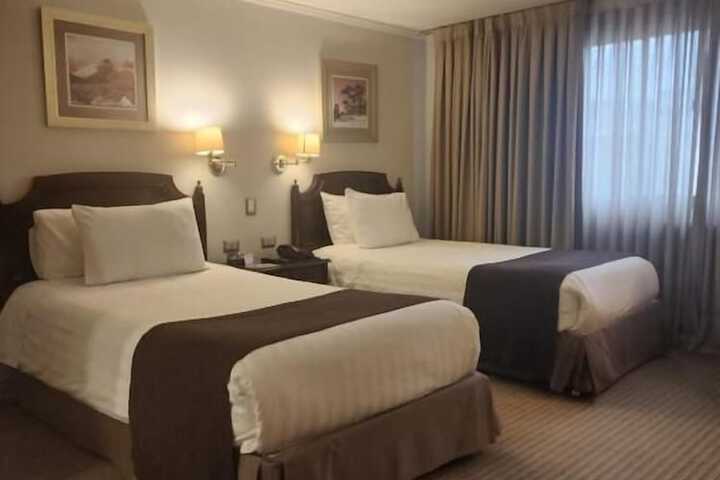 Room 31 of 105