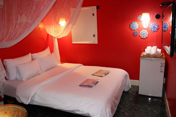 Room 4 of 46