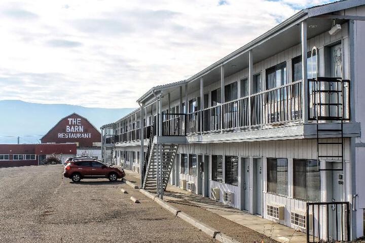 Hotel 7 of 26