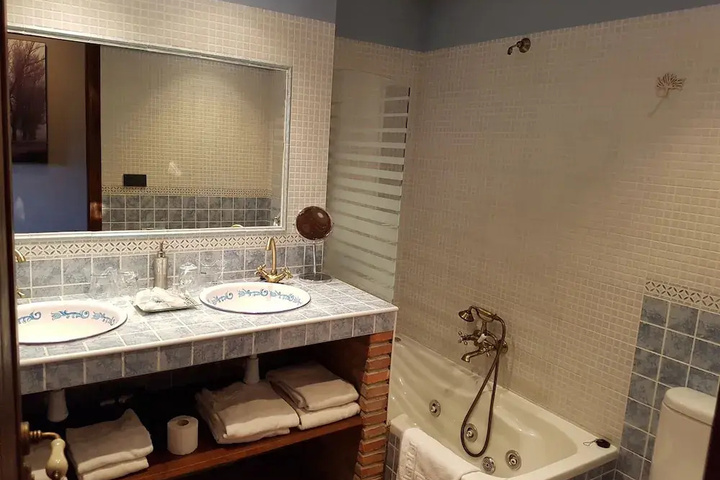 Bathroom Photo