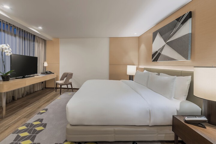 Room 8 of 36