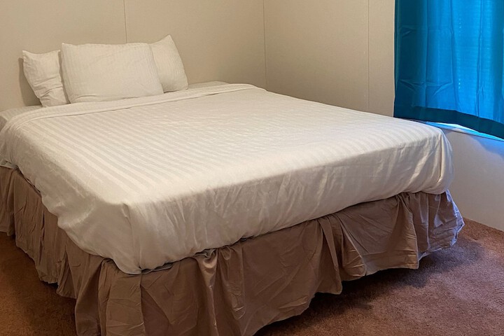 Room 15 of 116
