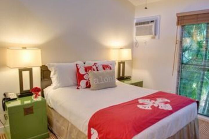 Room 7 of 14